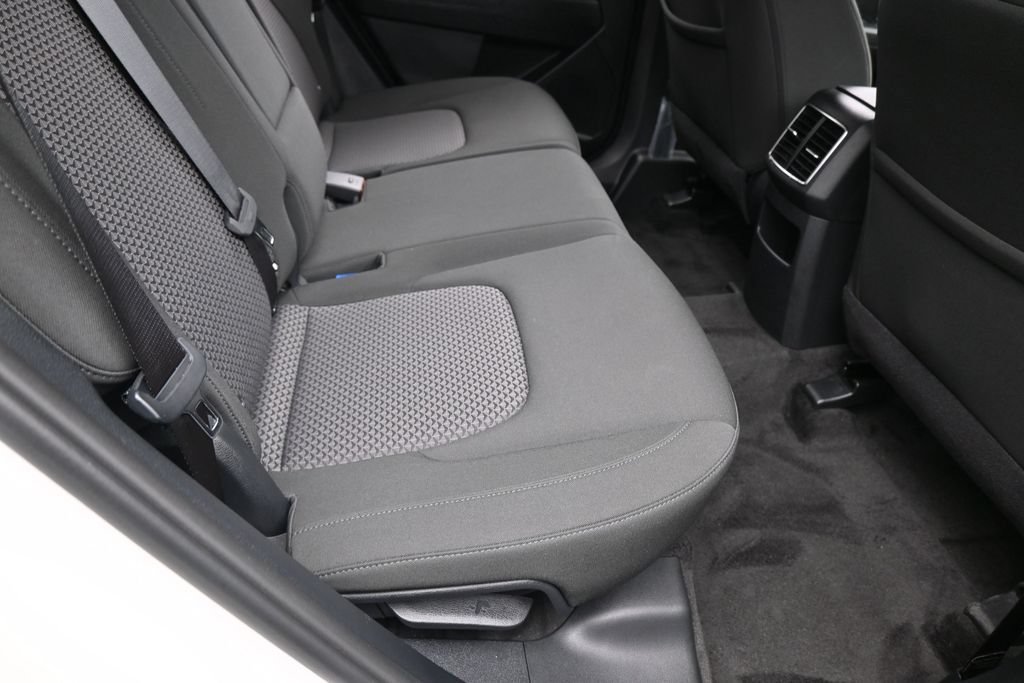 Used 2025 Kia Sportage LX FWD image 35