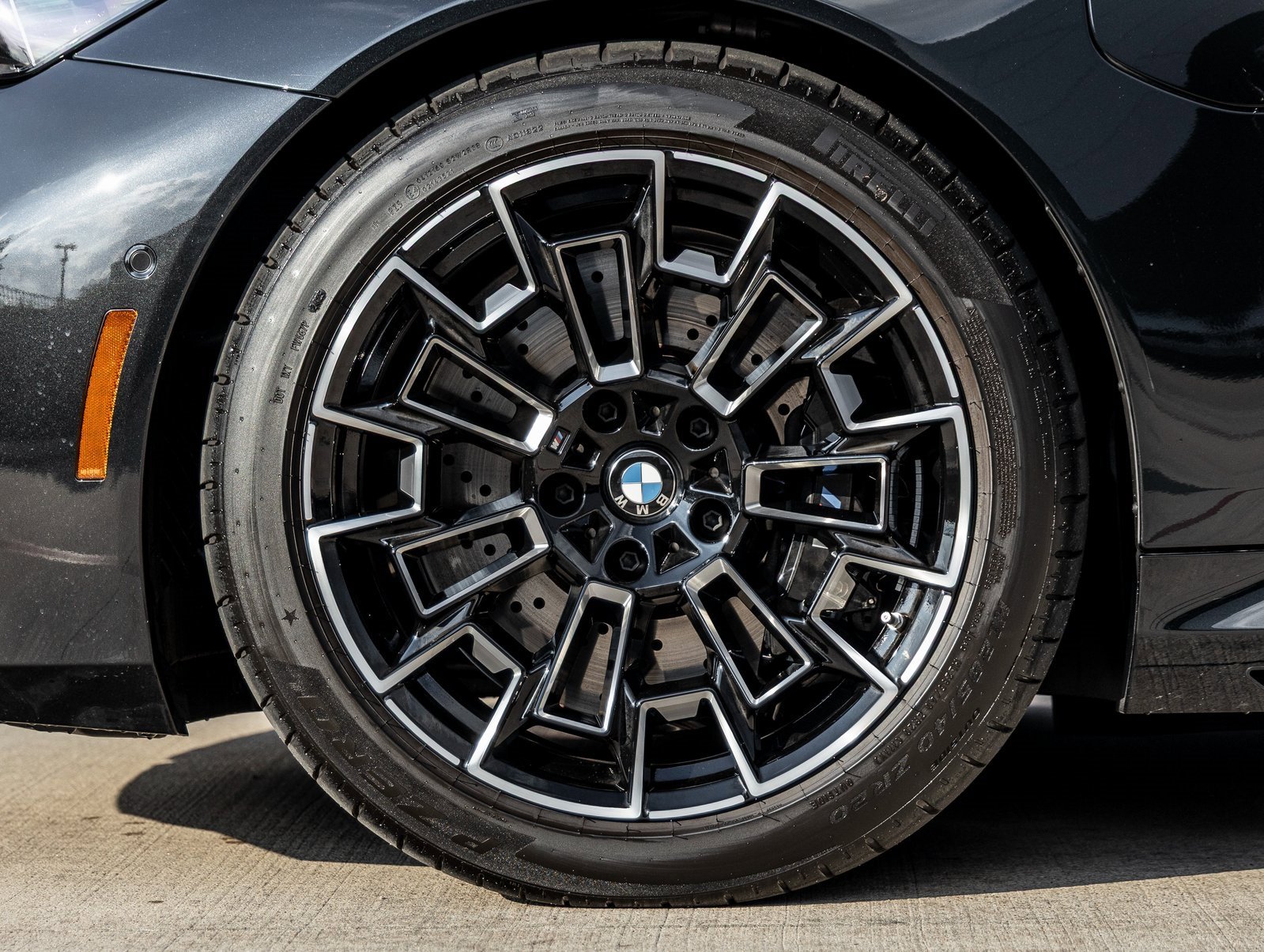 Used 2025 BMW M5 Touring image 11