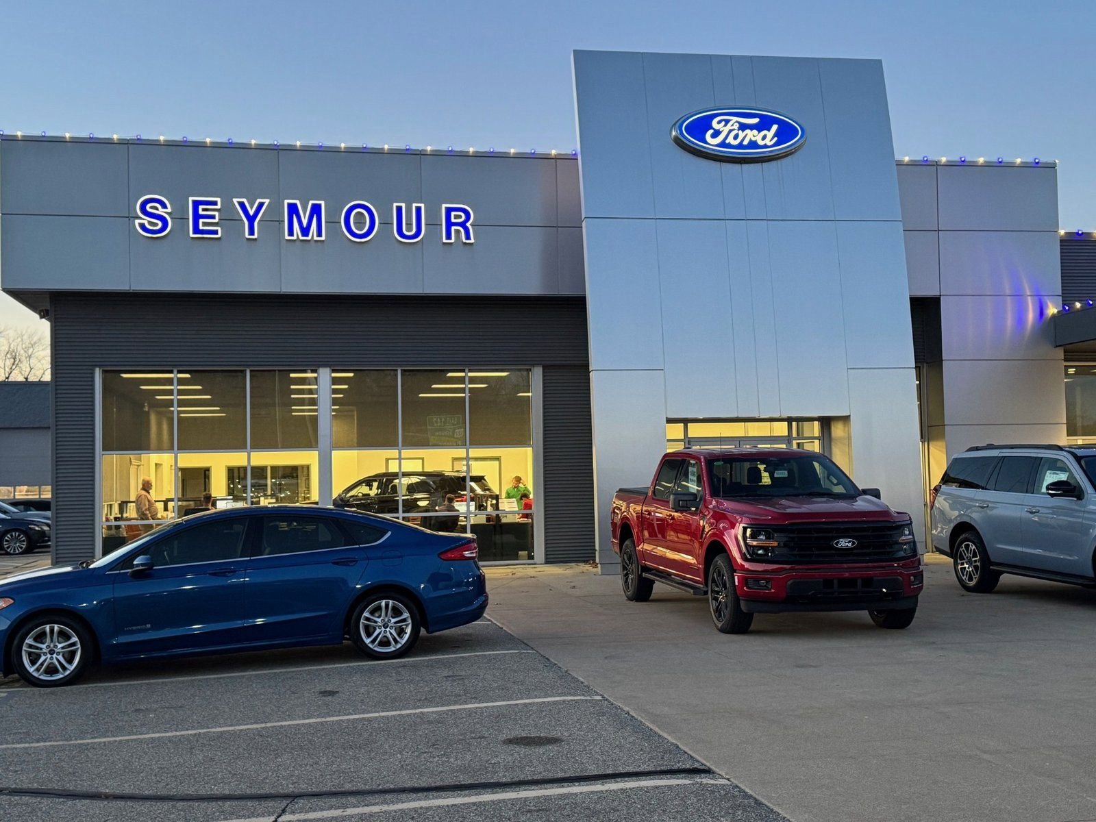 Certified 2024 Ford Escape Platinum w/ Premium Technology Package image 42