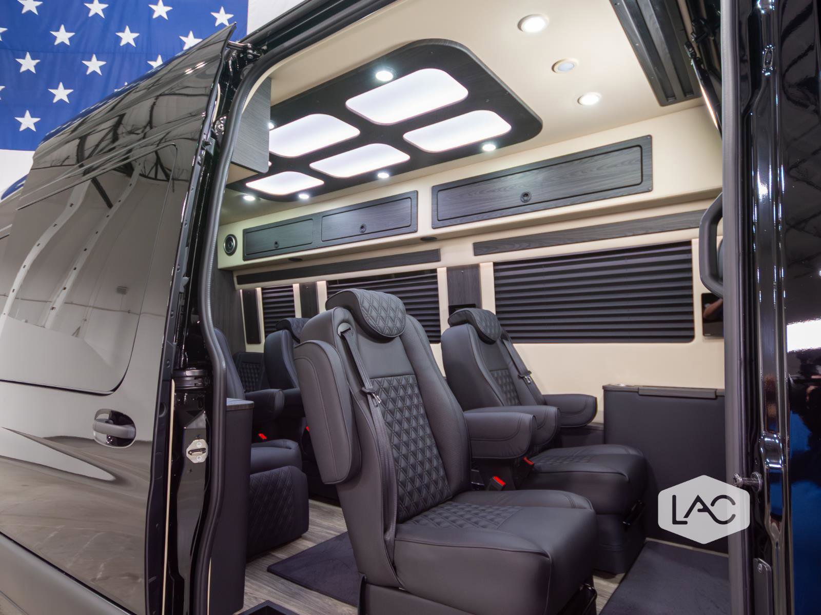 Used 2024 Mercedes-Benz Sprinter 3500 image 5