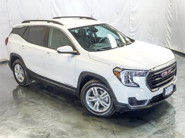 Certified 2023 GMC Terrain SLE w/ Driver Convenience Package FWD image 6