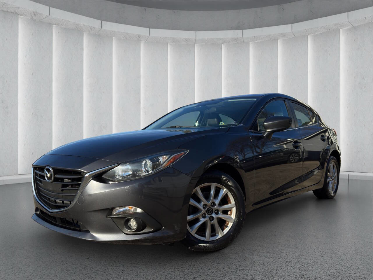 Used 2015 MAZDA MAZDA3 i Grand Touring image 1