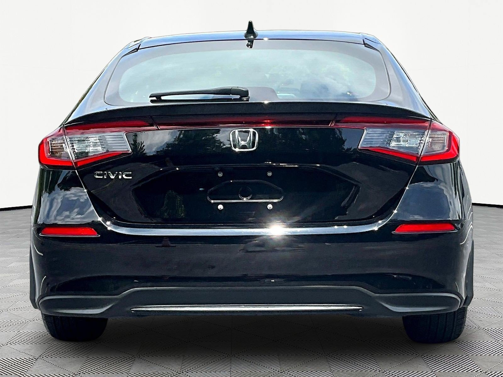 Certified 2024 Honda Civic EX-L image 5