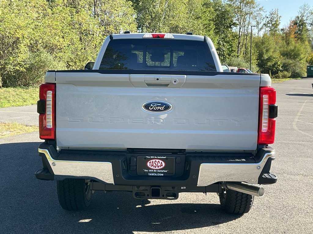 New 2026 Ford F350 Lariat image 29