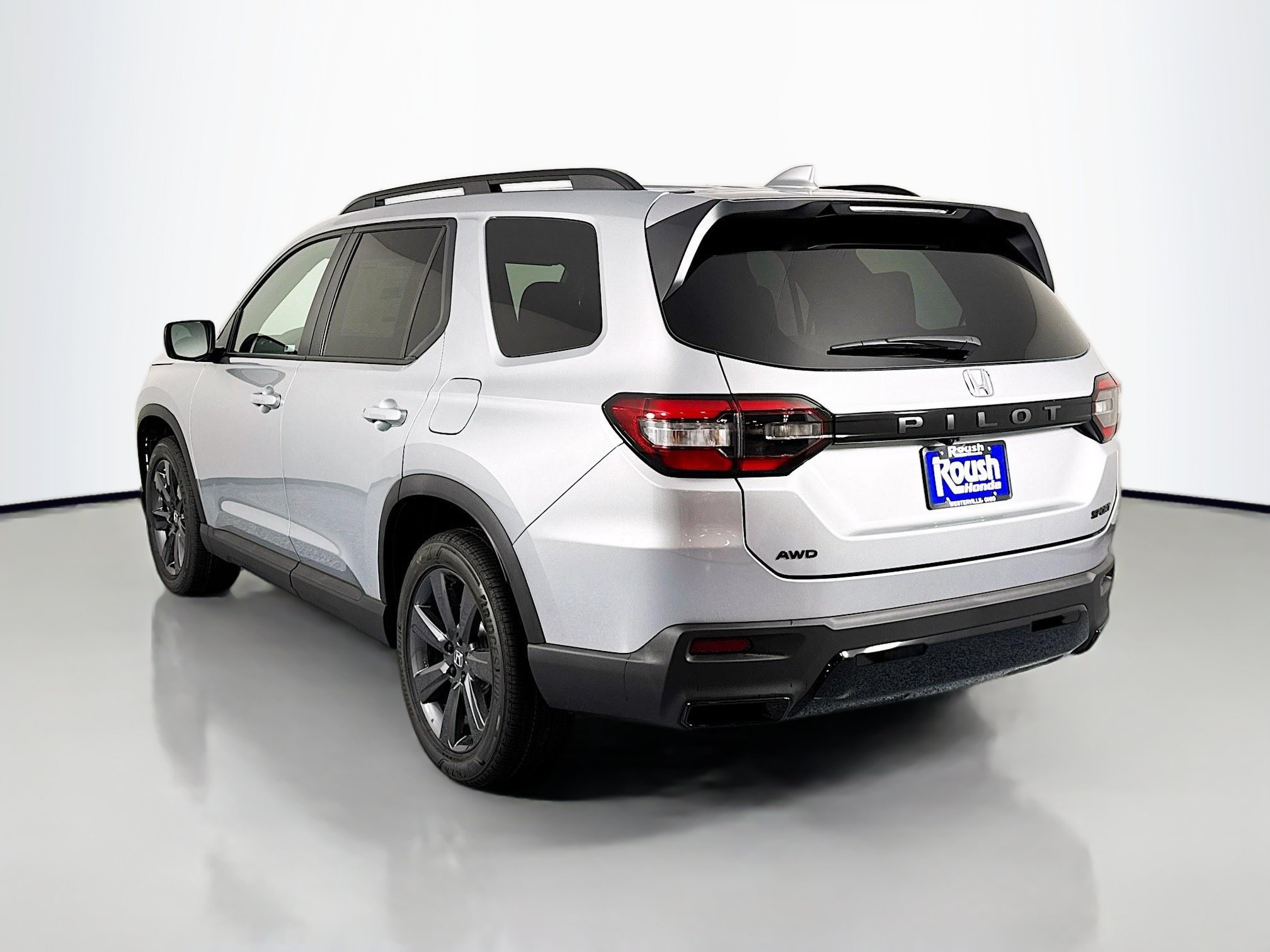 New 2026 Honda Pilot Sport image 7
