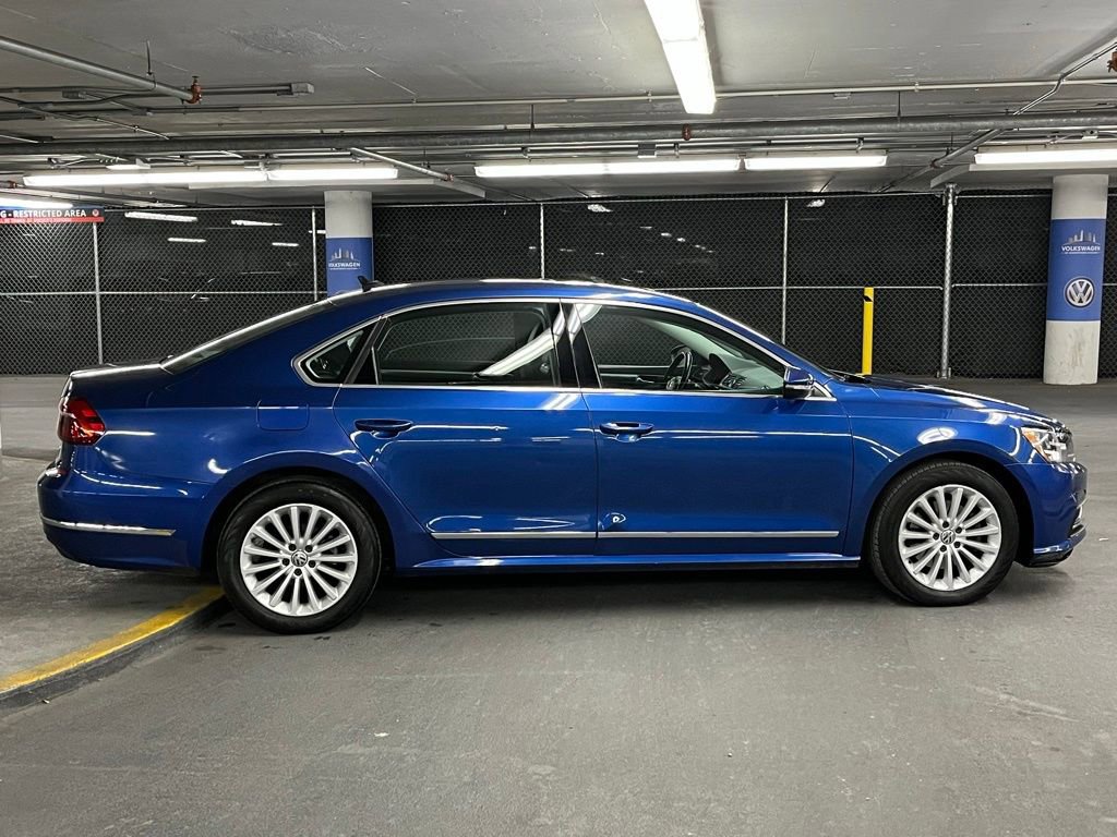 Used 2017 Volkswagen Passat 1.8T SE image 35