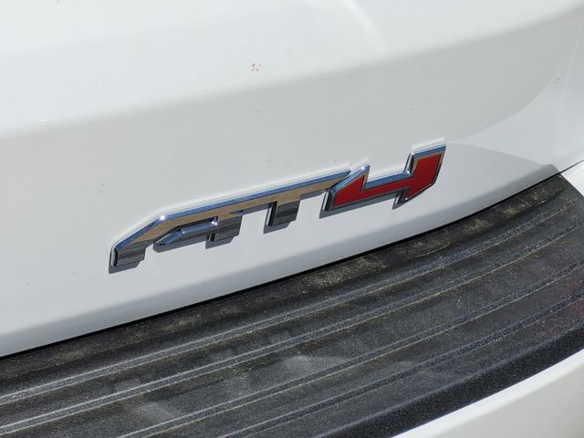 New 2026 GMC Yukon XL AT4 w/ AT4 Premium Package image 8