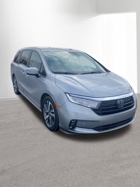 Used 2024 Honda Odyssey Touring image 2