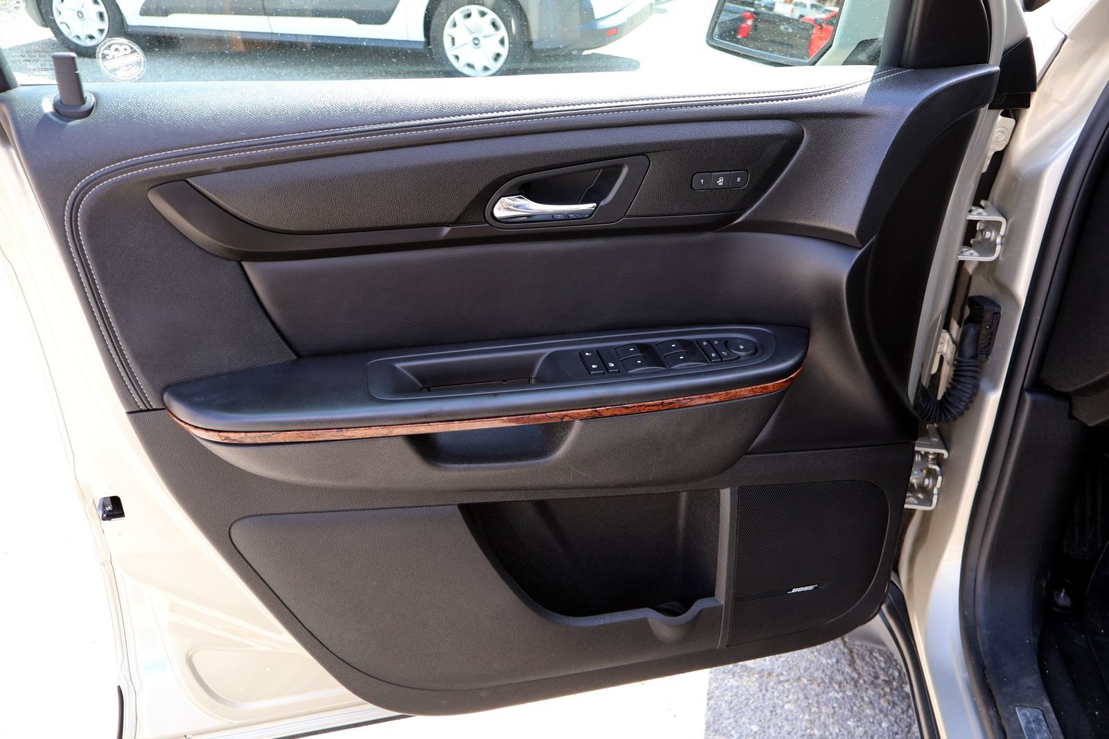 Used 2014 Chevrolet Traverse LTZ FWD image 20