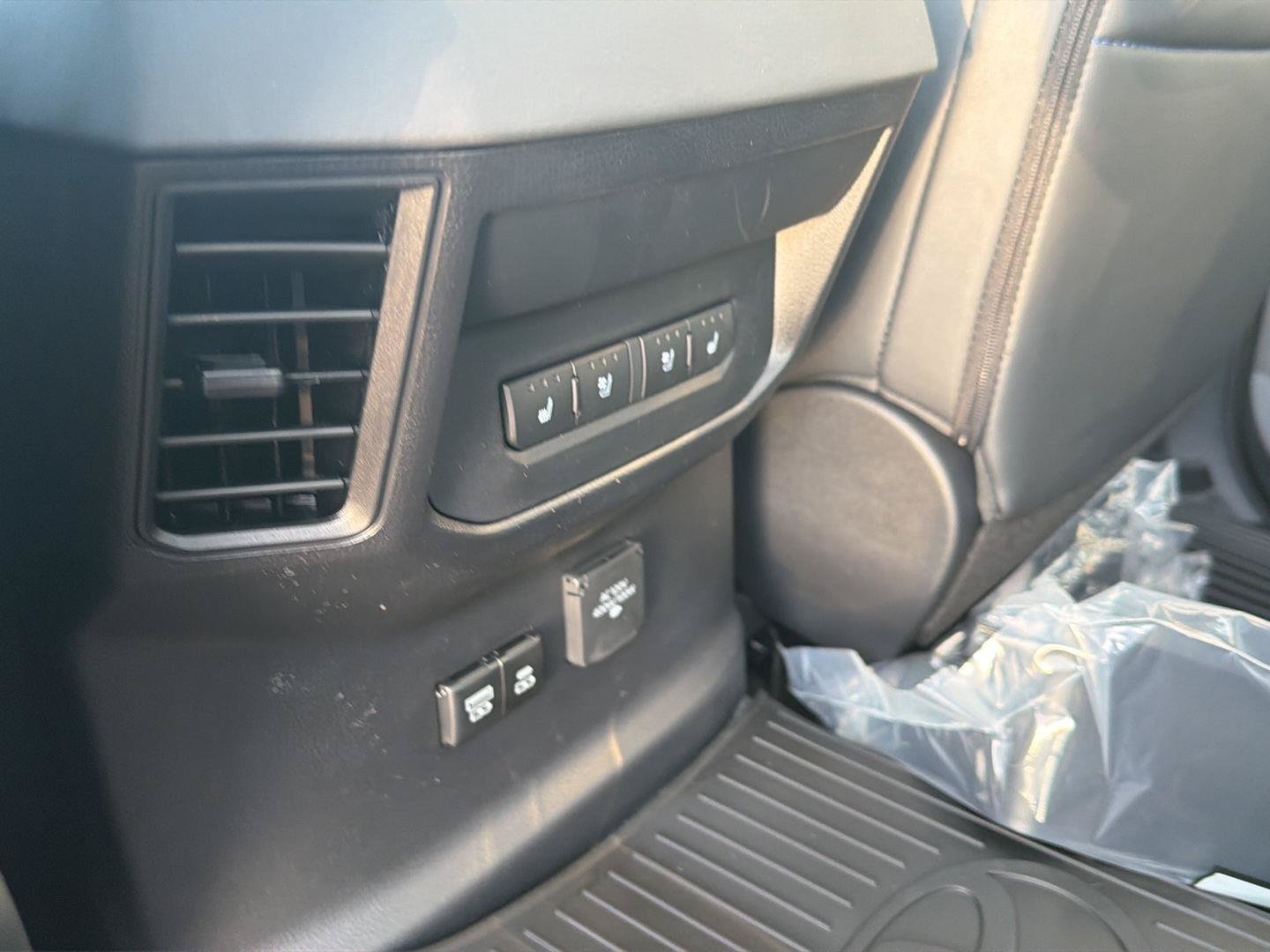New 2026 Toyota Tundra Platinum AWD/4WD image 12