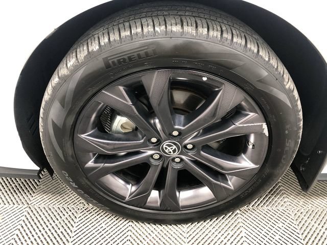 Used 2023 Toyota Sienna XSE FWD image 29