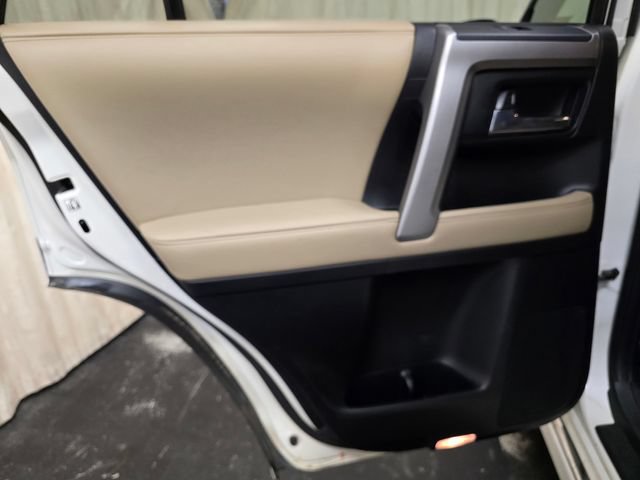 Used 2016 Toyota 4Runner Limited w/ Convenience Package AWD/4WD image 27