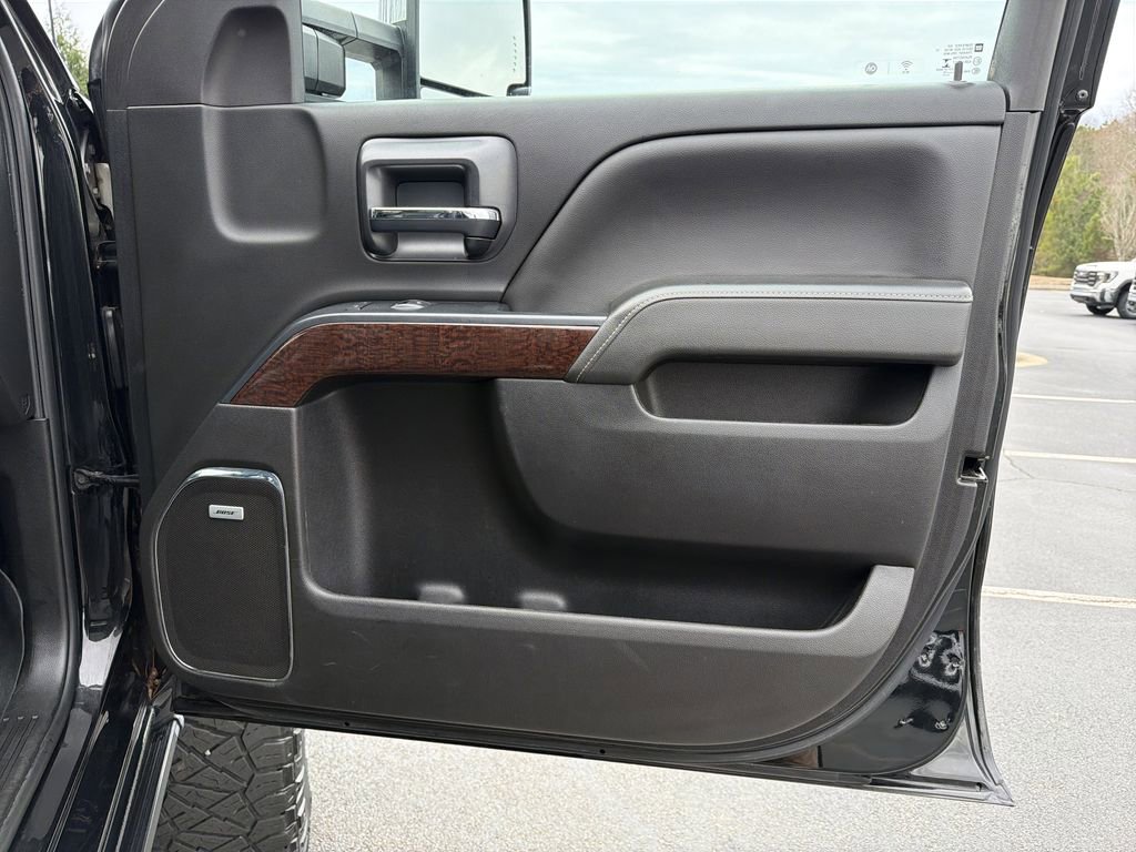 Used 2019 GMC Sierra 2500 SLT w/ Duramax Plus Package image 12