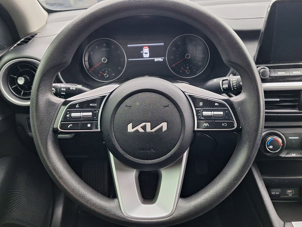 Used 2022 Kia Forte LXS image 14
