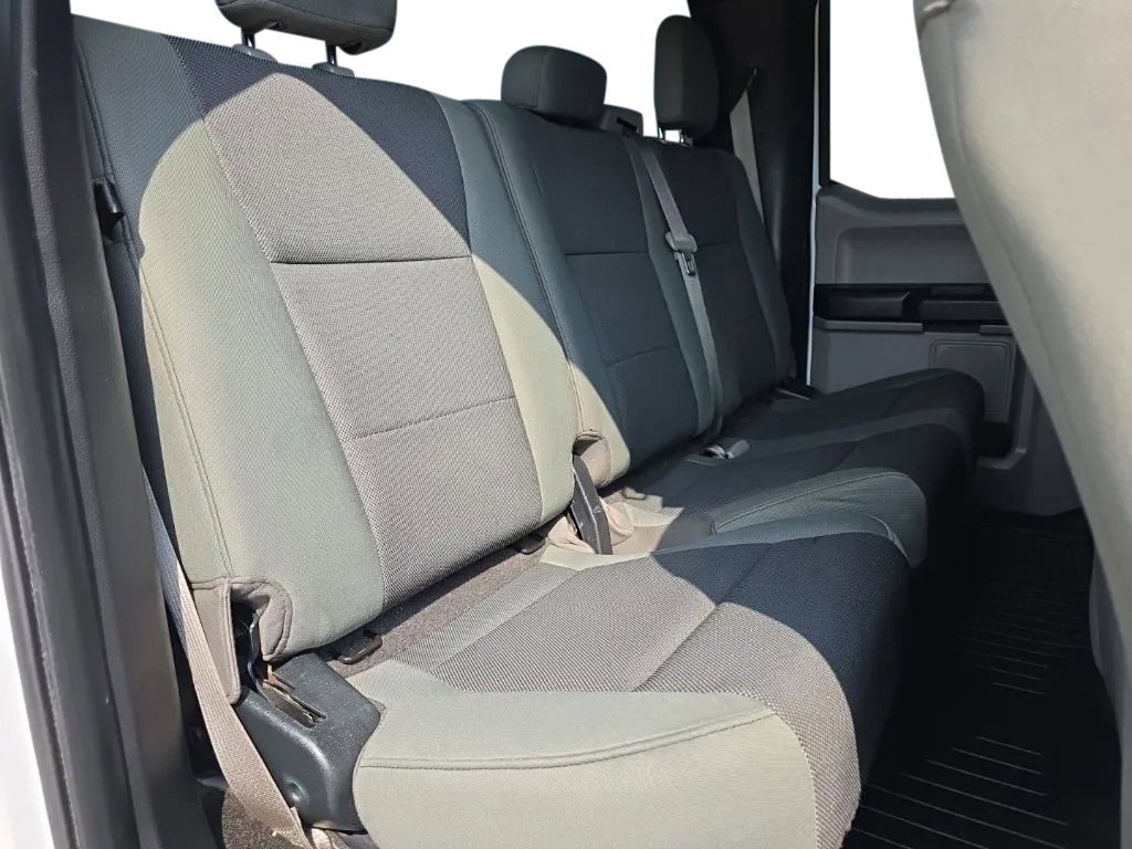 Used 2015 Ford F150 XL w/ Equipment Group 101A Mid AWD/4WD image 18