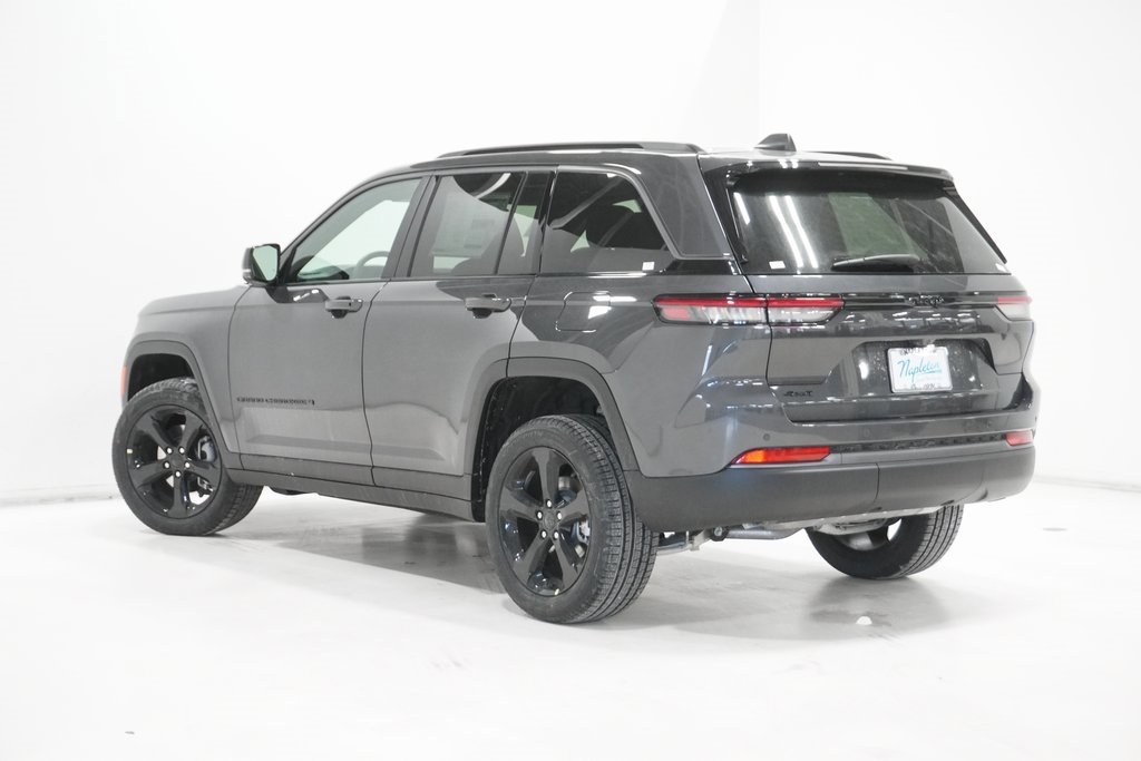 New 2026 Jeep Grand Cherokee Limited w/ Limited Altitude Package image 5