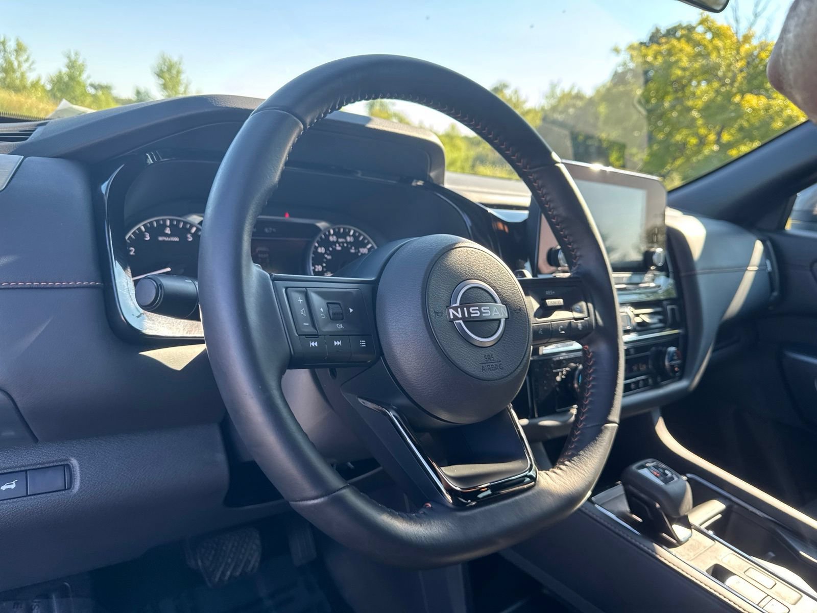 Used 2025 Nissan Pathfinder Rock Creek AWD/4WD image 20