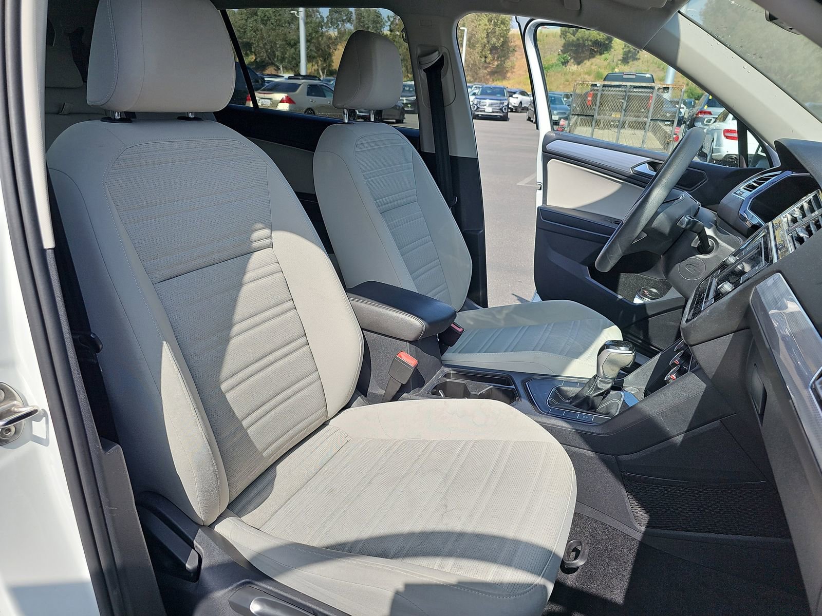 Used 2022 Volkswagen Tiguan S image 13