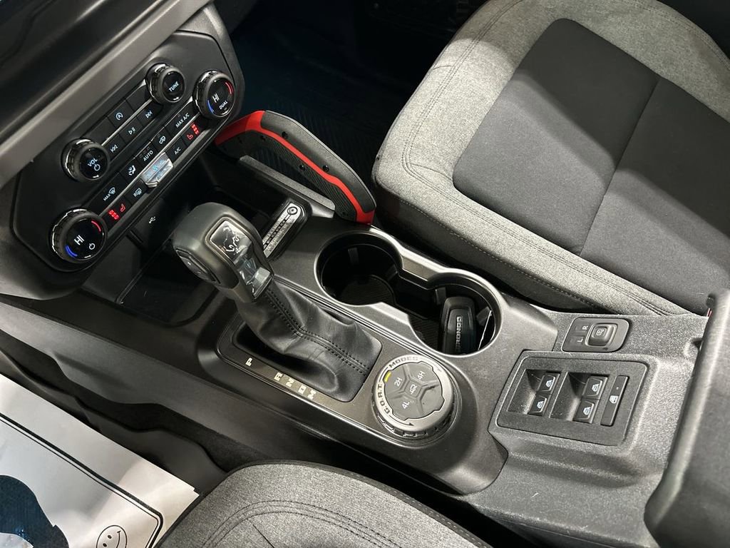 Used 2023 Ford Bronco Big Bend image 18