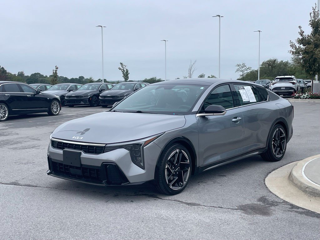 Certified 2025 Kia K4 GT-Line Turbo w/ GT-Line Sunroof Package FWD image 4