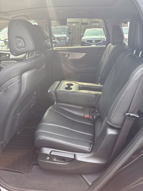 Certified 2023 Acura MDX w/ Technology Package AWD/4WD image 14