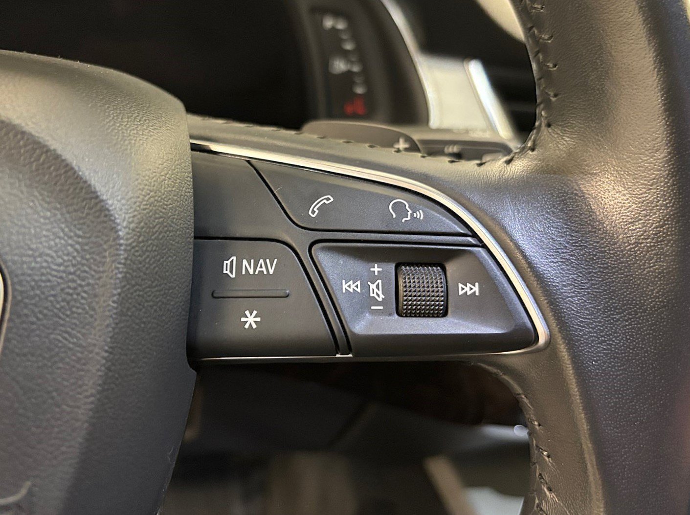 Used 2019 Audi Q7 2.0T Premium Plus w/ Premium Plus Package AWD/4WD image 38