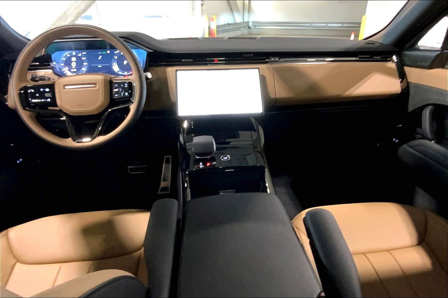 New 2026 Land Rover Range Rover Sport Dynamic SE image 5