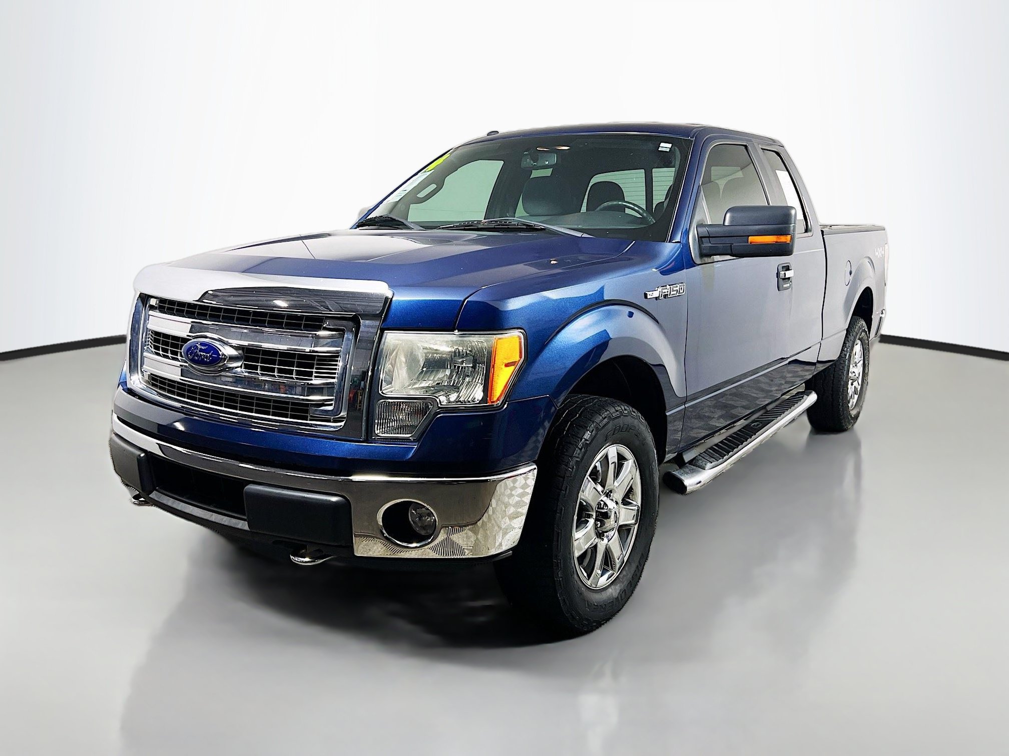 Used 2014 Ford F150 XLT w/ Equipment Group 302A Luxury AWD/4WD image 10