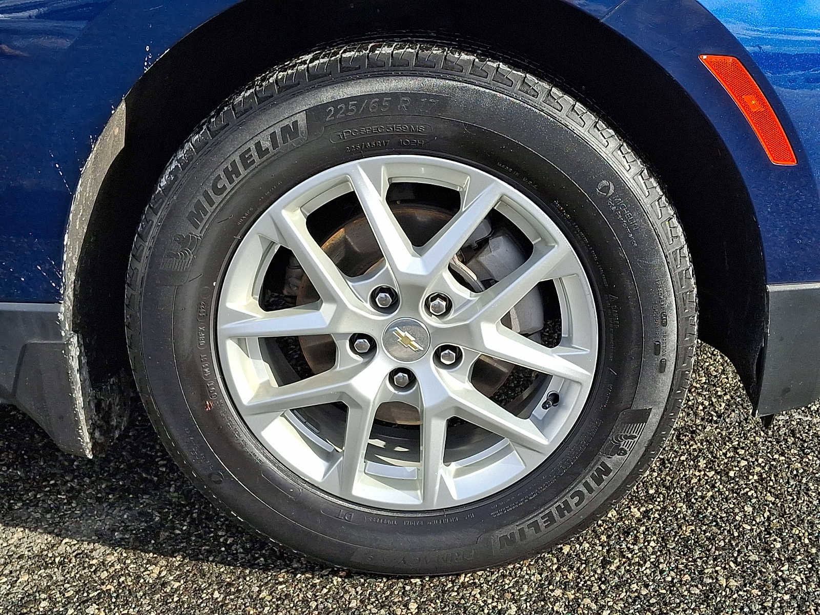 Used 2022 Chevrolet Equinox LS w/ LPO, Floor Liner Package image 8