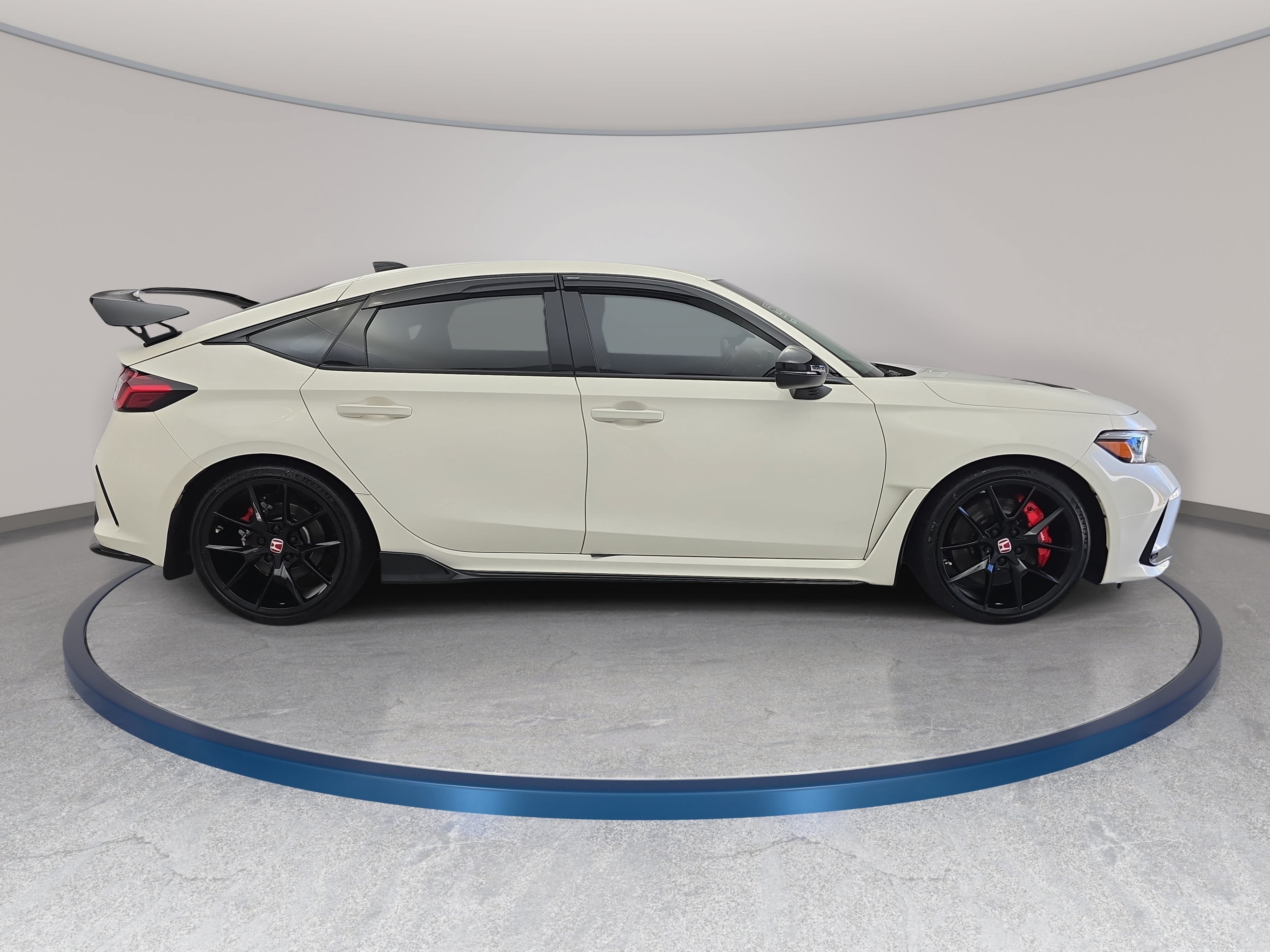 Certified 2025 Honda Civic Type R image 4