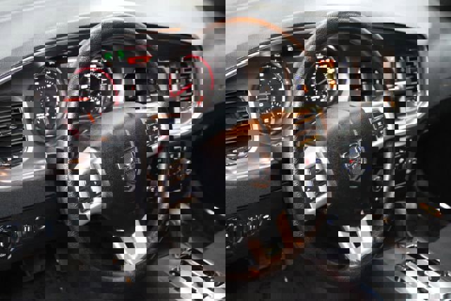 Used 2013 Dodge Charger SE image 10