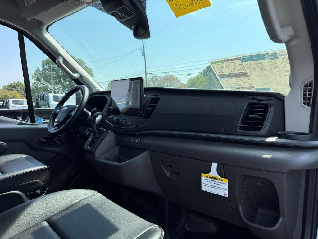 New 2026 Ford Transit 250 148 Medium Roof RWD image 18