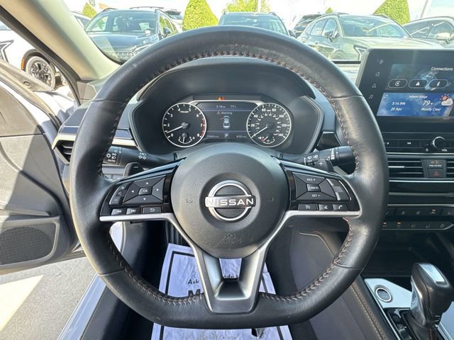 Used 2024 Nissan Altima 2.5 SR w/ SR Premium Package image 17