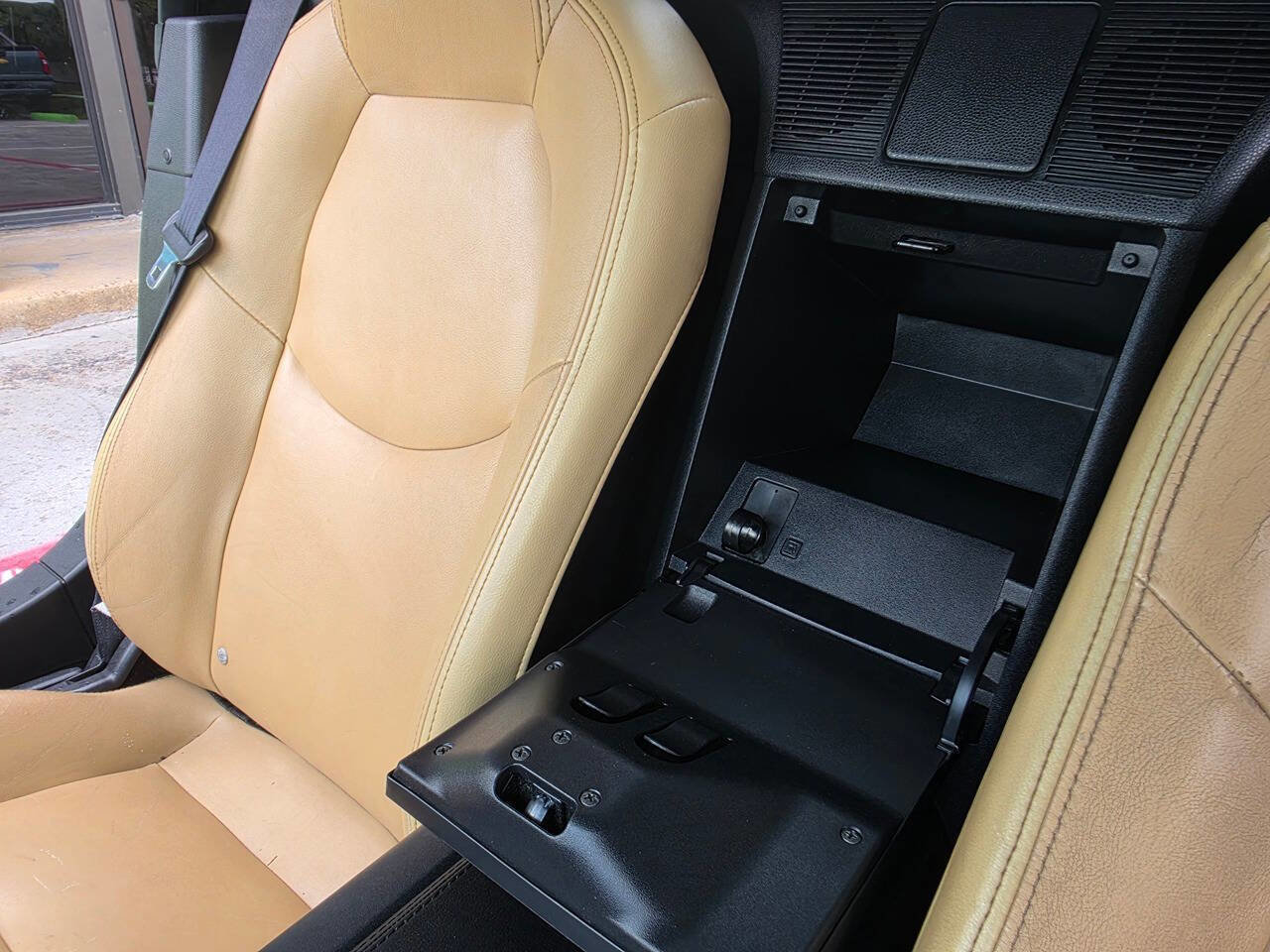Used 2011 MAZDA MX-5 Miata Grand Touring w/ Premium Pkg RWD image 36