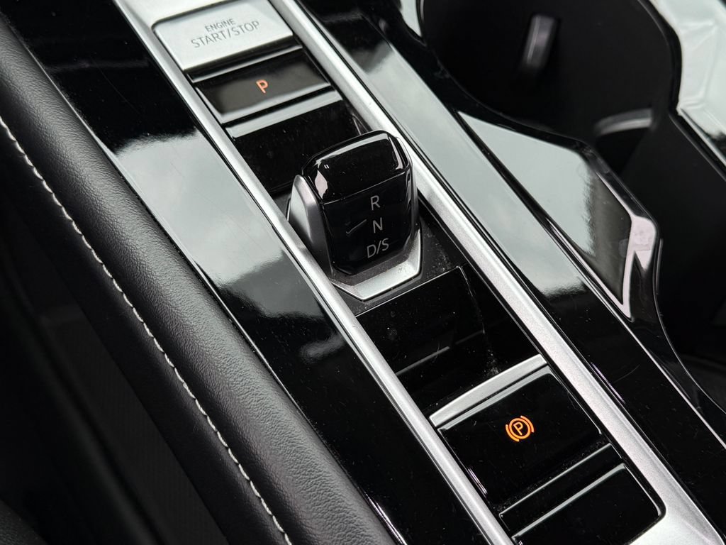 Certified 2024 Volkswagen Atlas SE FWD image 35