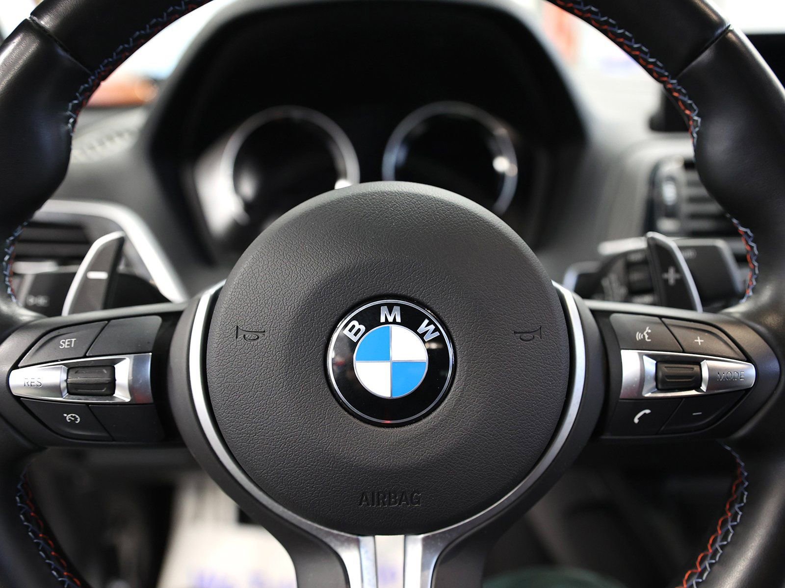 Used 2018 BMW M2 Base image 34