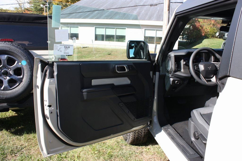 New 2025 Ford Bronco 2-Door w/ Sasquatch Package image 11