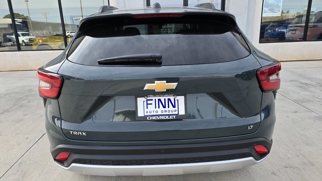 New 2025 Chevrolet Trax LT w/ Driver Confidence Package image 4