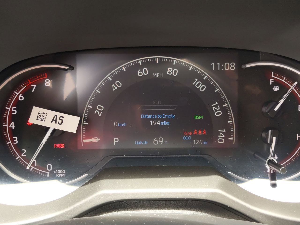 Used 2023 Toyota RAV4 XLE Premium image 10