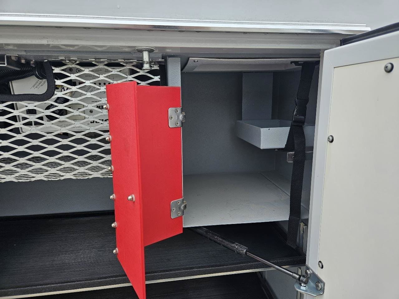 Used 2013 Ford F450 XLT w/ Ambulance Preparation Pkg RWD image 40
