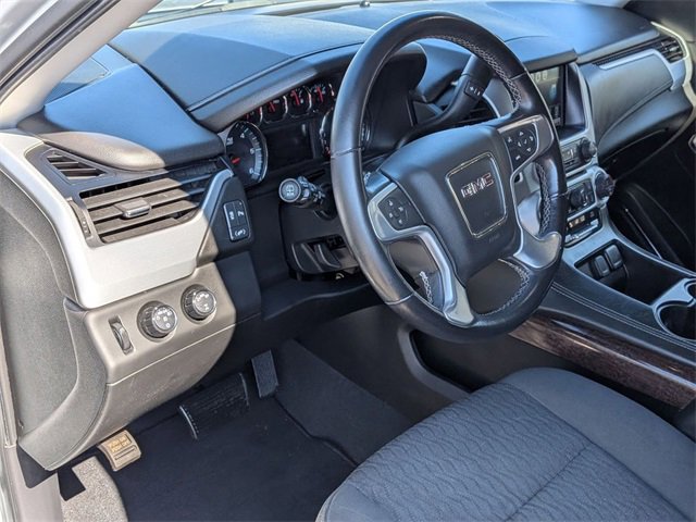 Used 2019 GMC Yukon SLE w/ SLE Value Package image 11