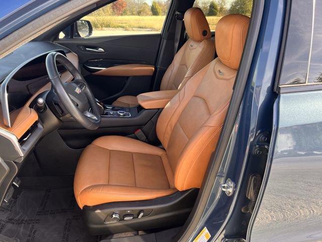 Certified 2024 Cadillac XT4 Sport image 25