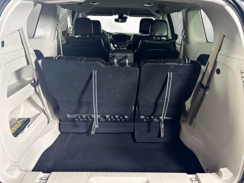 Certified 2023 Chrysler Pacifica Touring-L FWD image 20