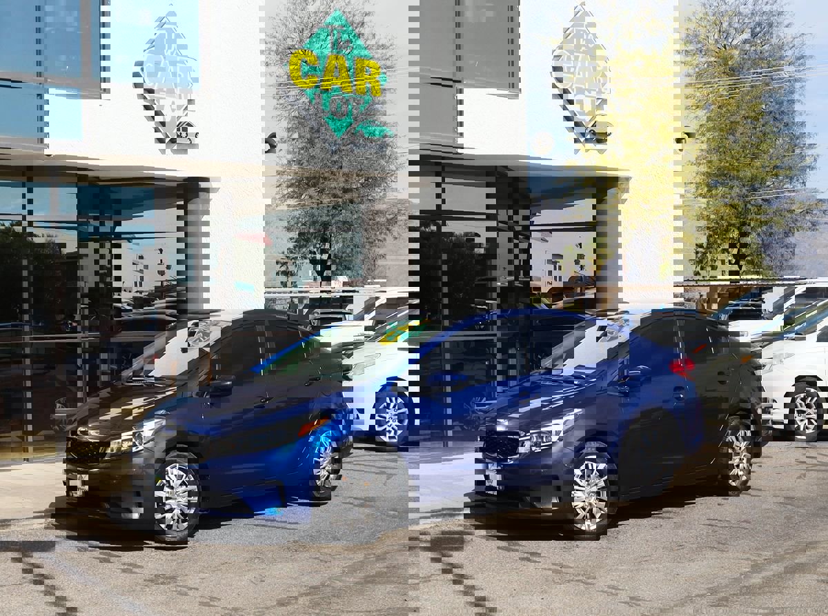 Used 2018 Kia Forte LX FWD image 3