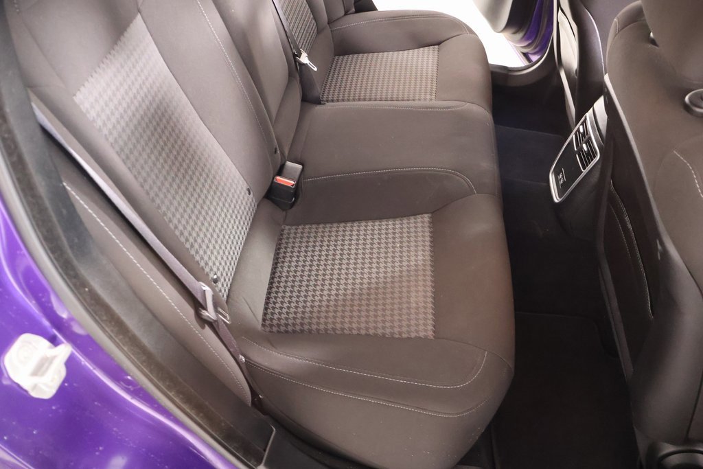 Used 2023 Dodge Charger R/T w/ Navigation & Travel Group image 15