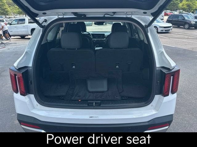 Certified 2024 Kia Sorento EX FWD image 11