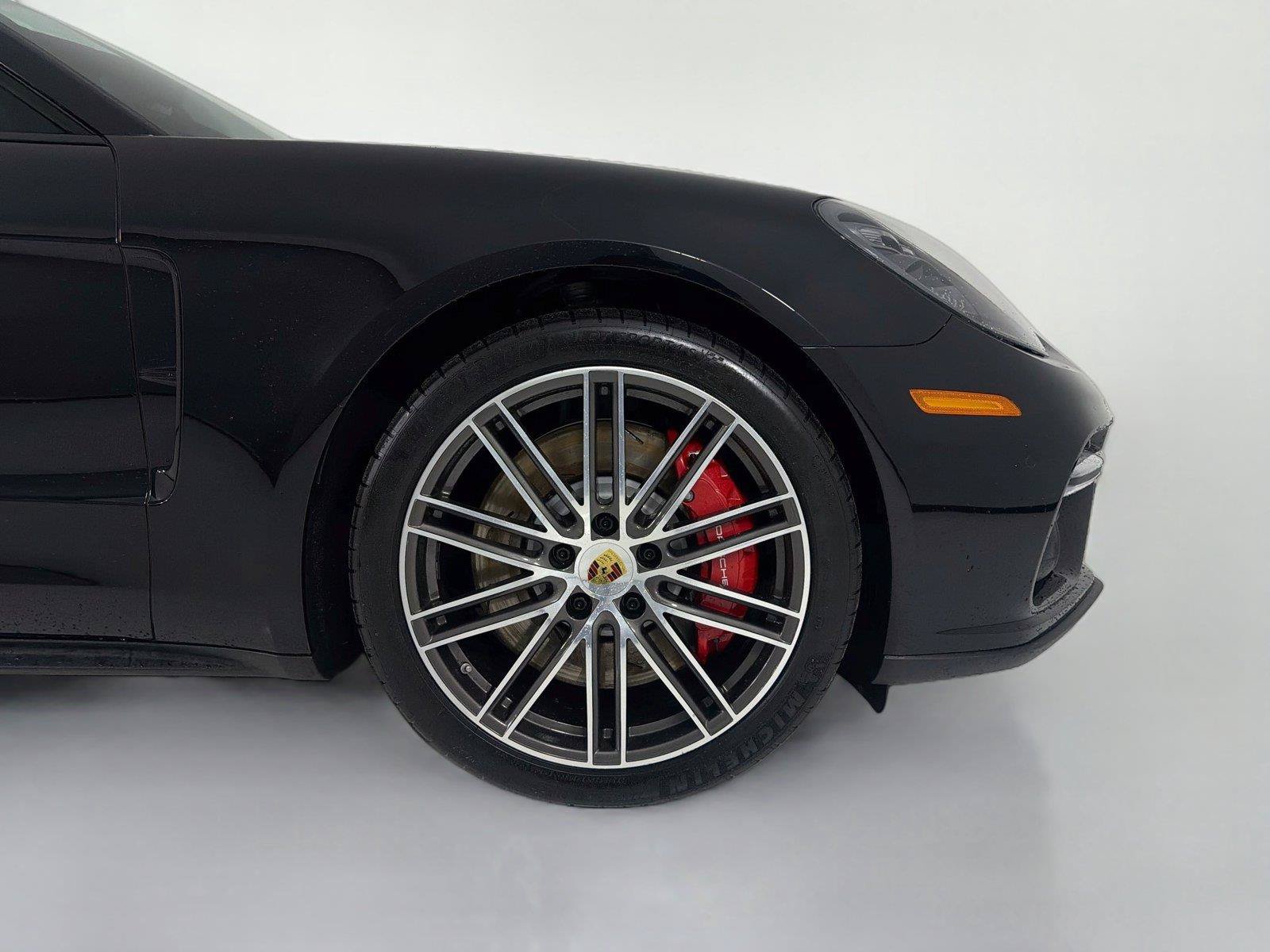 Certified 2018 Porsche Panamera Turbo AWD/4WD image 31