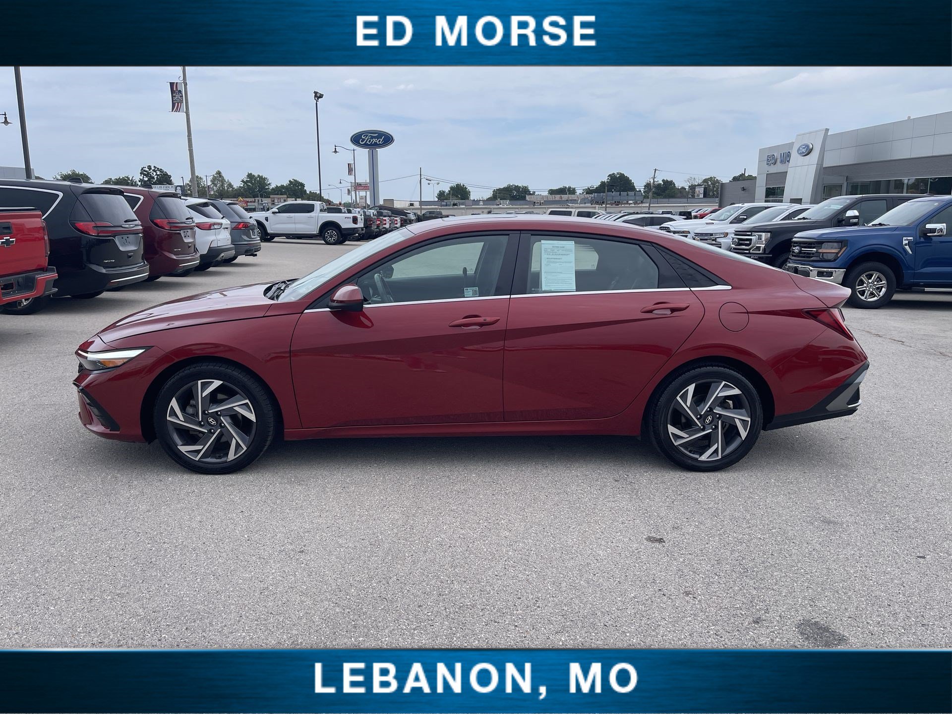 Used 2025 Hyundai Elantra SEL FWD image 5