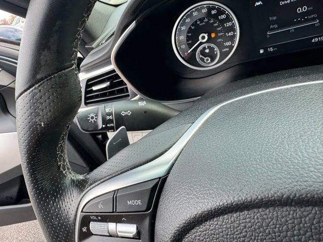 Certified 2022 Genesis G70 2.0T image 24