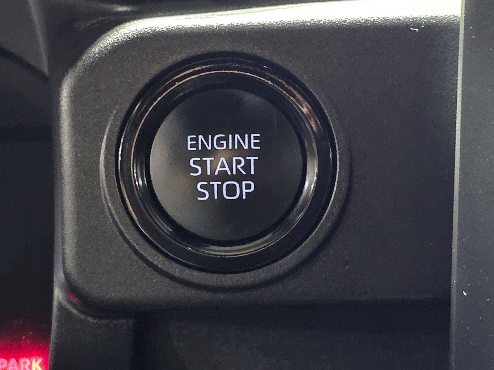 Used 2025 Toyota Tacoma SR5 AWD/4WD image 31